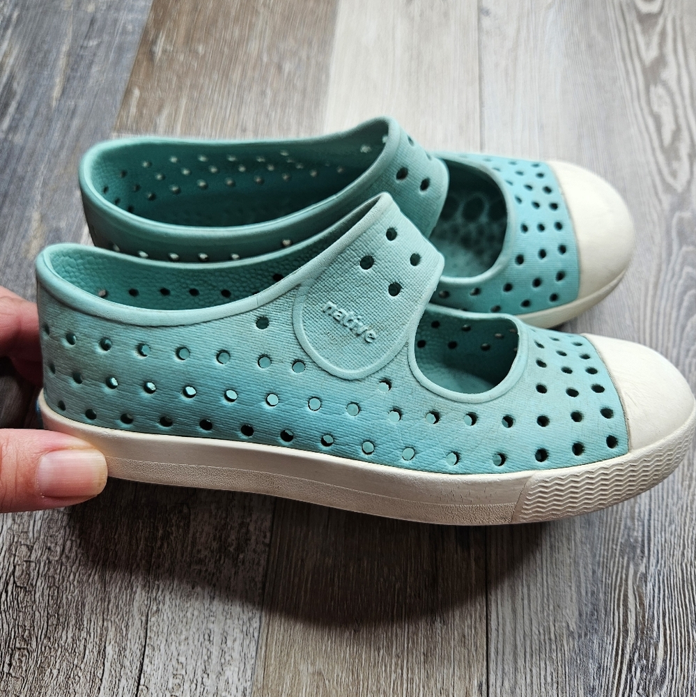 Native Shoes Juniper Style Mary Jane Sneakers Suze C10 teal